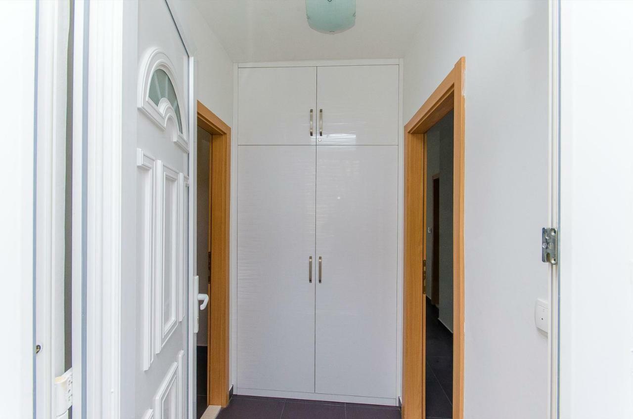 Side By Side Apartments Split Extérieur photo