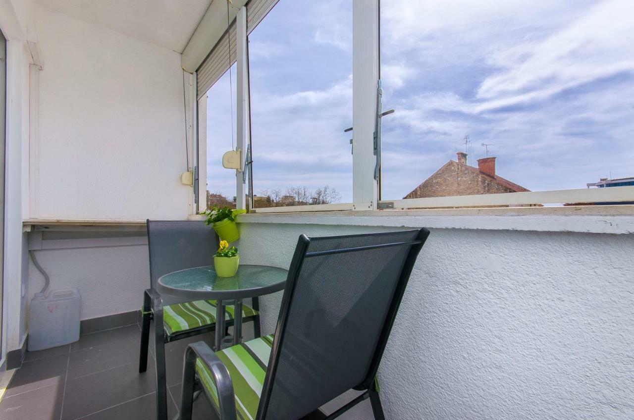 Side By Side Apartments Split Extérieur photo