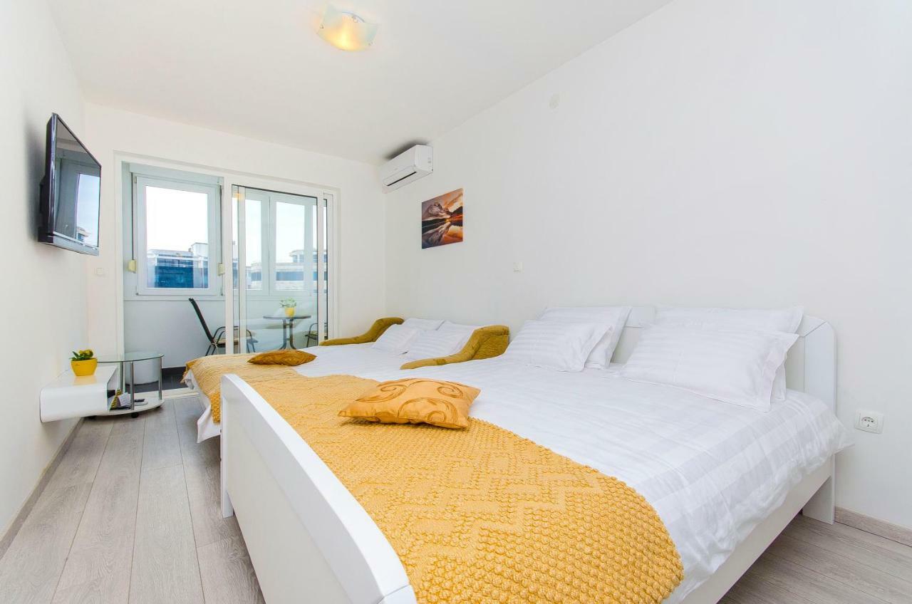 Side By Side Apartments Split Extérieur photo